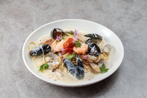 魚介のクリーム モンテ・マーレ