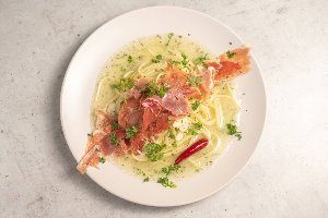 生ハムの和風ペペロンチーノ