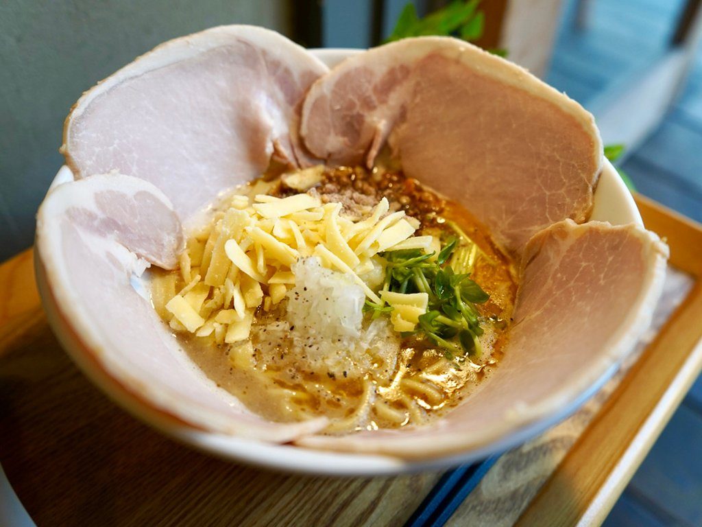 伊太そば豚骨イタリアンラーメン&バル のメイン写真